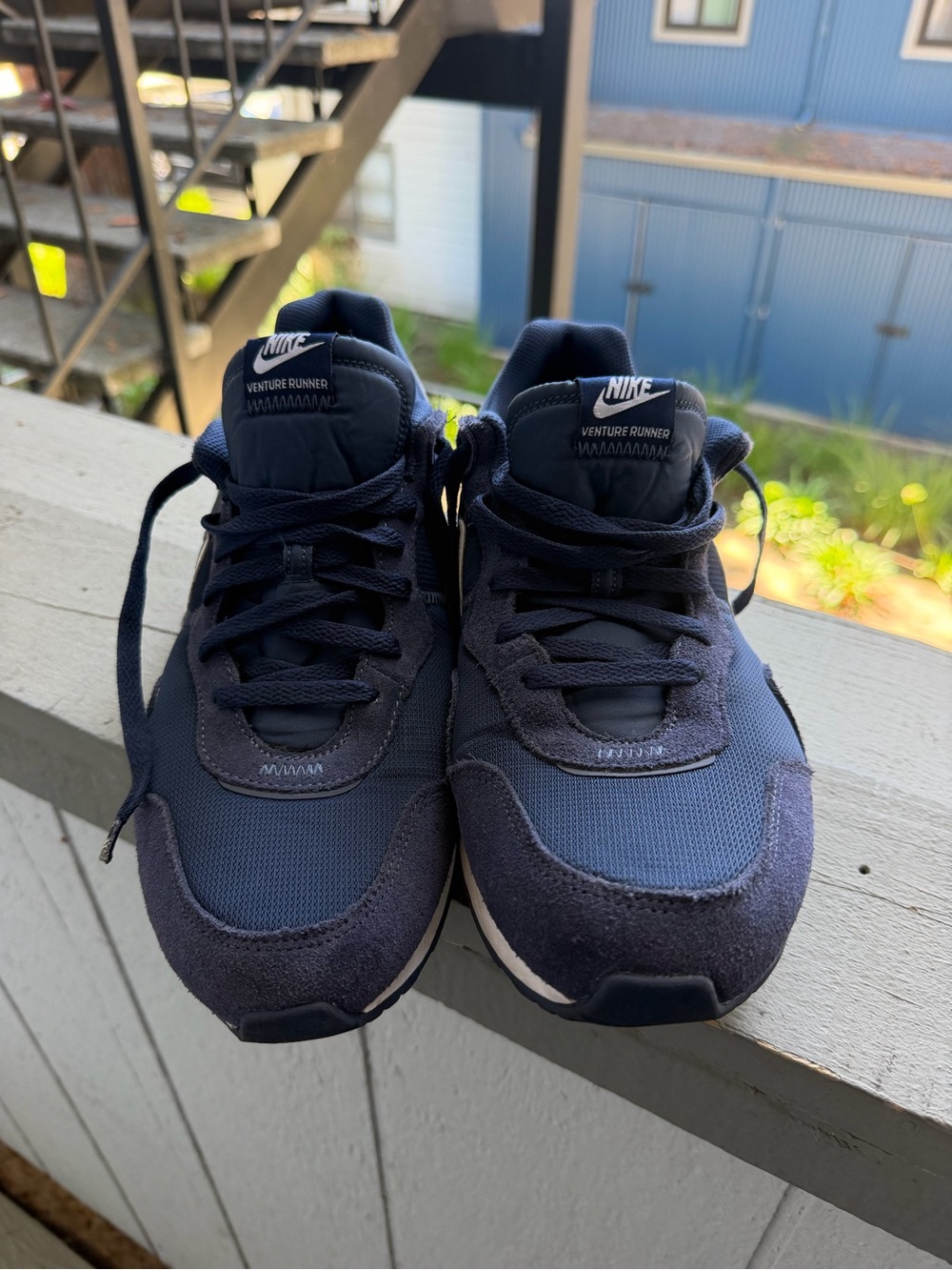 Nike Venture Runner Navy Athletic Sneakers